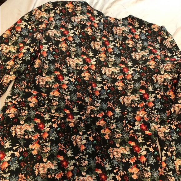 ZARA Floral Top - Picture 5 of 6